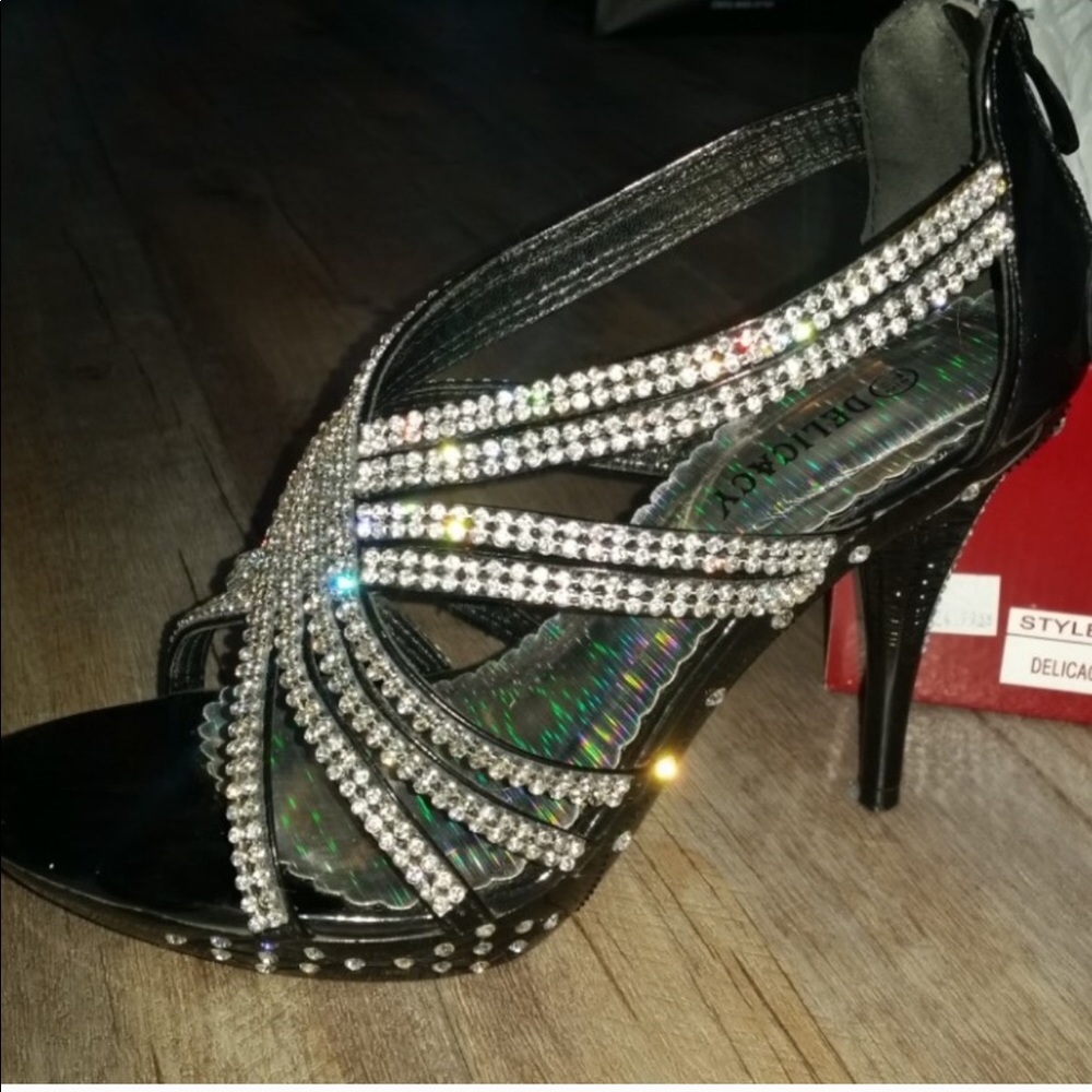 Delicacy Rhinestone Shoes